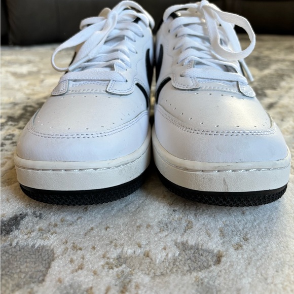 Nike Gamma Force Sneakers - Picture 4 of 4